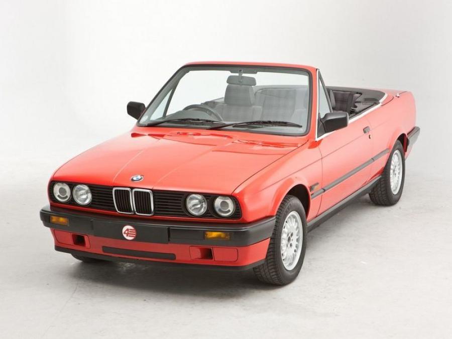  BMW 318i Convertible 1990 года  (UK) (фото 8 из 12)